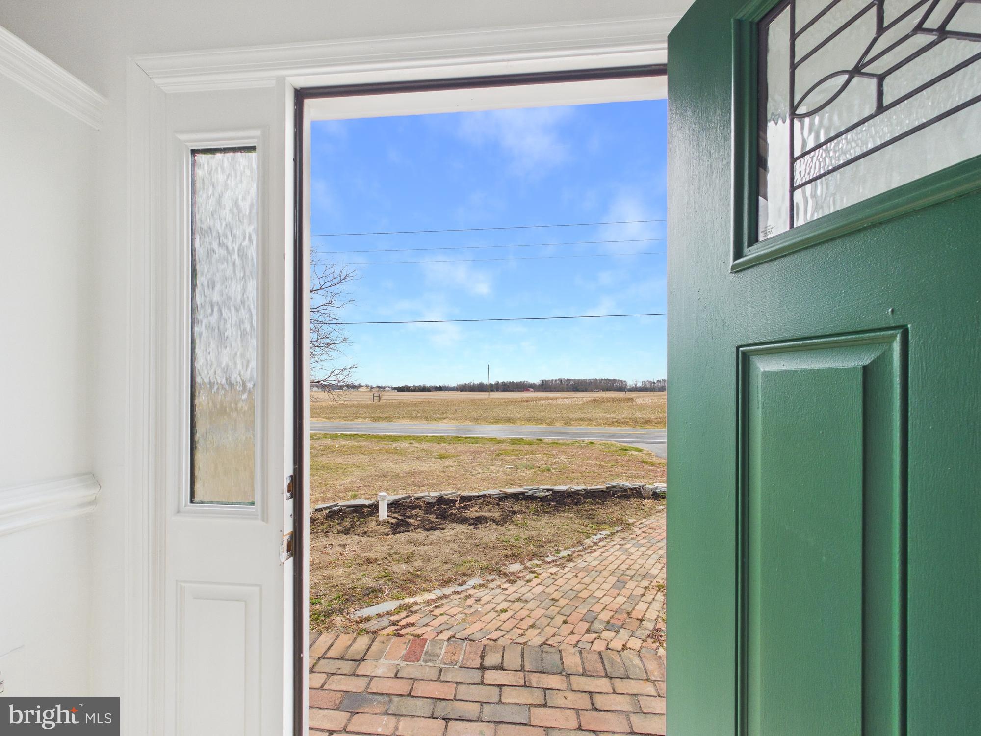 3231 Williamsville Road Houston, DE 19954 - Photo 3 of 64 Welcoming views from a charming entryway.