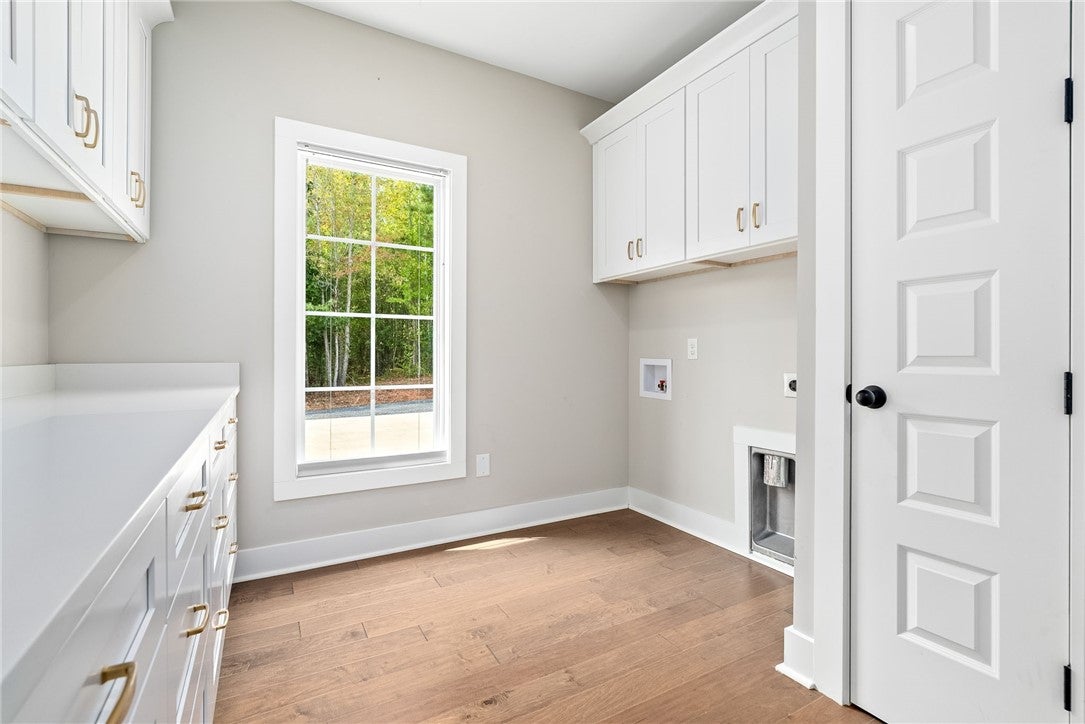 2845 Pear Tree Road Auburn, AL 36879 - Photo 30 of 45 Laundry