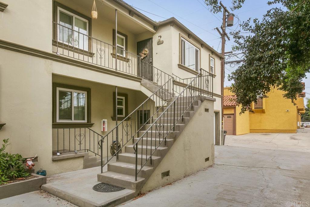 3373-3379 1/2 Herman Avenue San Diego, CA 92104 - Photo 56 of 70 a view of a house with many windows