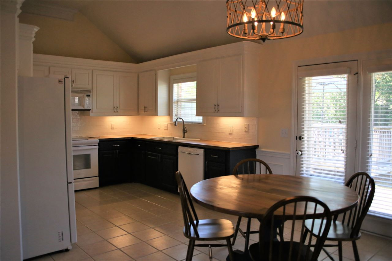 383 Kings Ridge Circle Brandon, MS 39047 - Photo 8 of 40 Photo 8