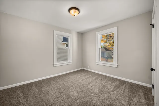 $259,900 | 321 North Locust Street, Sycamore, IL 60178