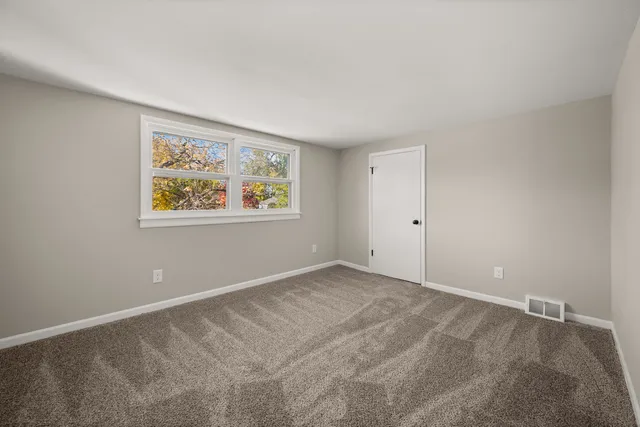 $259,900 | 321 North Locust Street, Sycamore, IL 60178