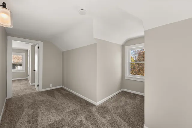 $259,900 | 321 North Locust Street, Sycamore, IL 60178