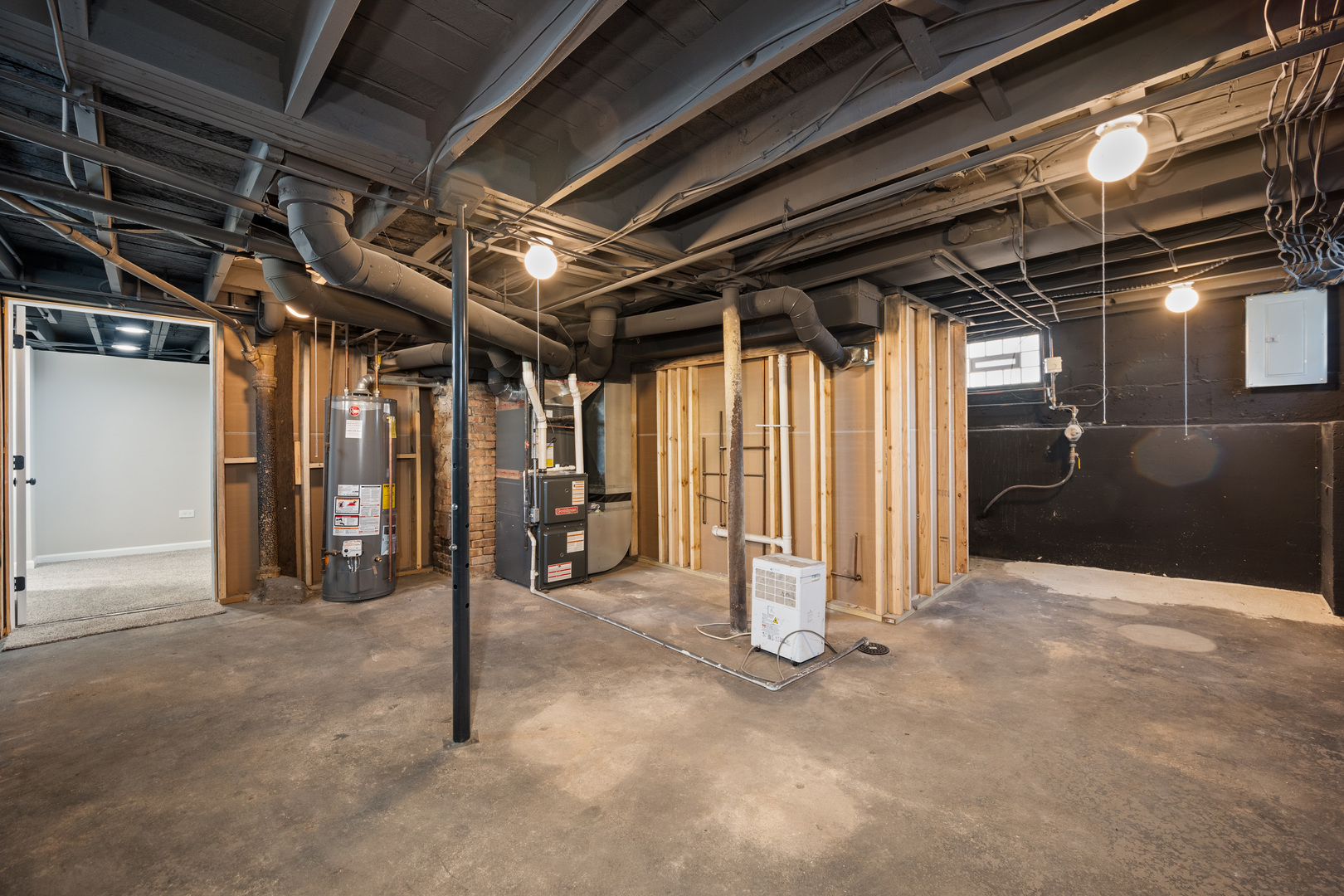 321 North Locust Street Sycamore, IL 60178 - Photo 22 of 38 a view of empty room