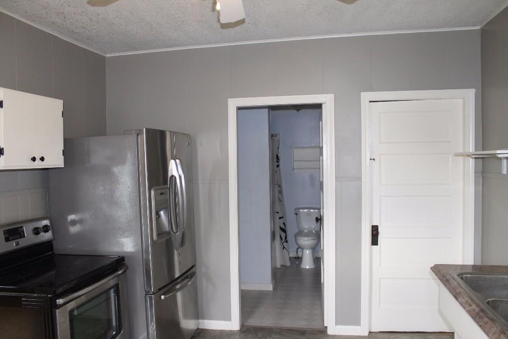 63 Oak Street Waterville, ME 04901 - Photo 4 of 12 Photo