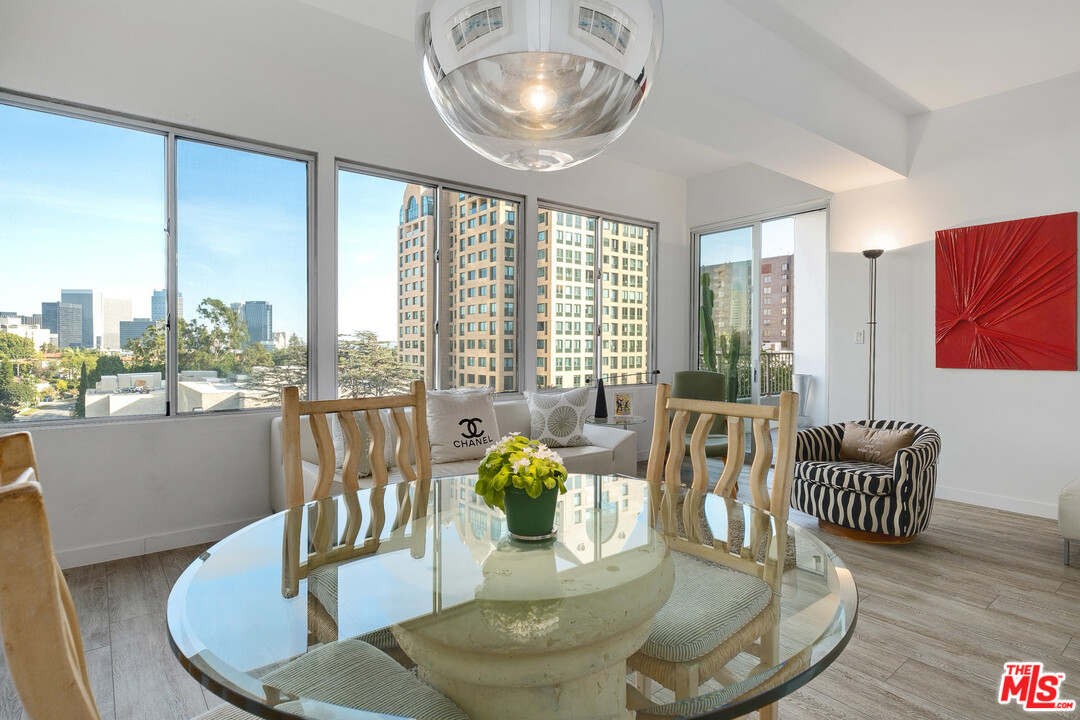 10501 Wilshire Boulevard, Unit 708 Los Angeles, CA 90024 - Photo 3 of 38