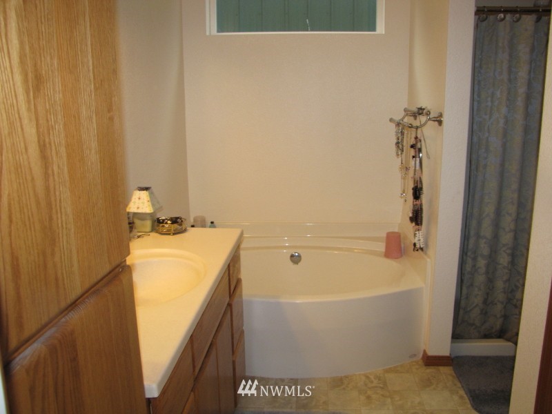 201 Scenic Ridge Drive Chehalis, WA 98532 - Photo 5 of 14