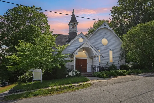 $579,000 | 39 High Street, Merrimac, MA 01860