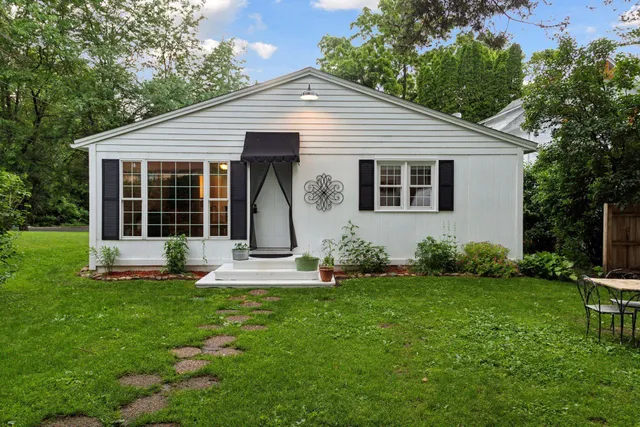 $380,000 | 2174 Centerview Lane, Mound, MN 55364