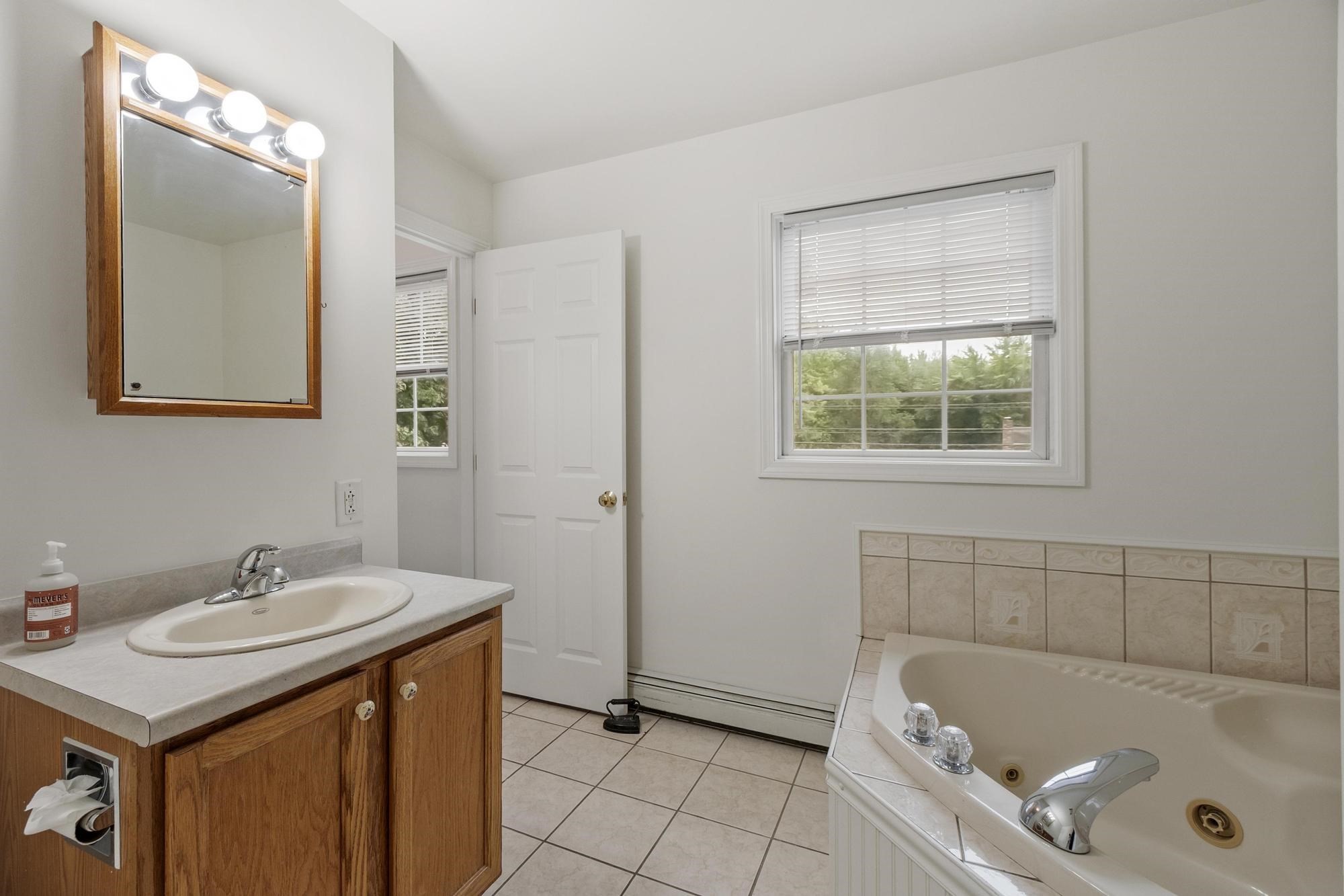 845 Bridge Street Pelham, NH 03076 - Photo 21 of 42 Gallery Image 21