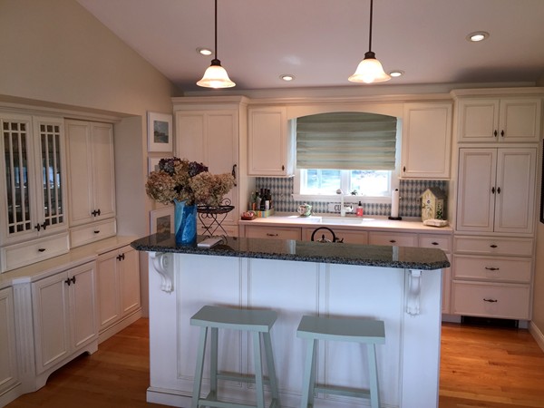 8 Wishart Road Gloucester, MA 01930 - Photo 6 of 19 Gallery Image 6