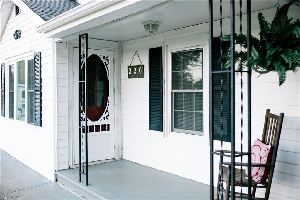 220 Collins Road Elkin, NC 28621 - Photo 3 of 15 Gallery Image 3