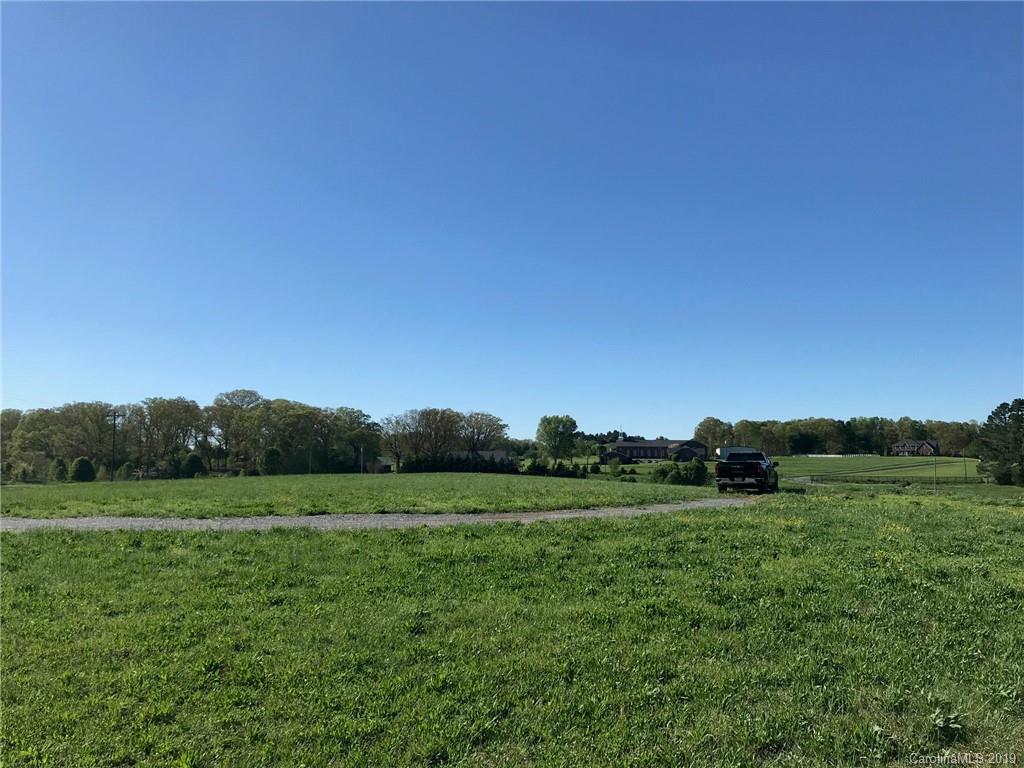 12.40 Doggett Road Forest City, NC 28043 - Photo 4 of 16 a view of a grassy field