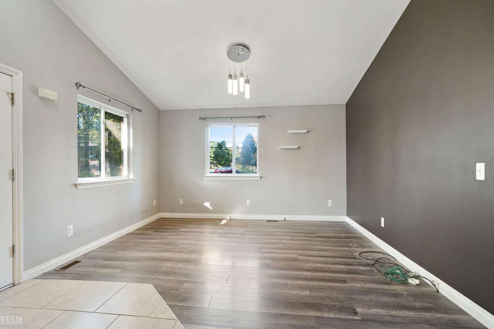 48020 Fuller Road New Baltimore, MI 48051 - Photo 6 of 29 50125647-5.JPG
