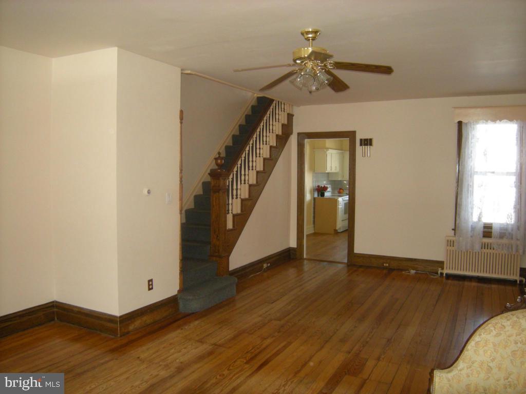 135 Ruby Street Lancaster, PA 17603 - Photo 3 of 24 Gallery Image 3