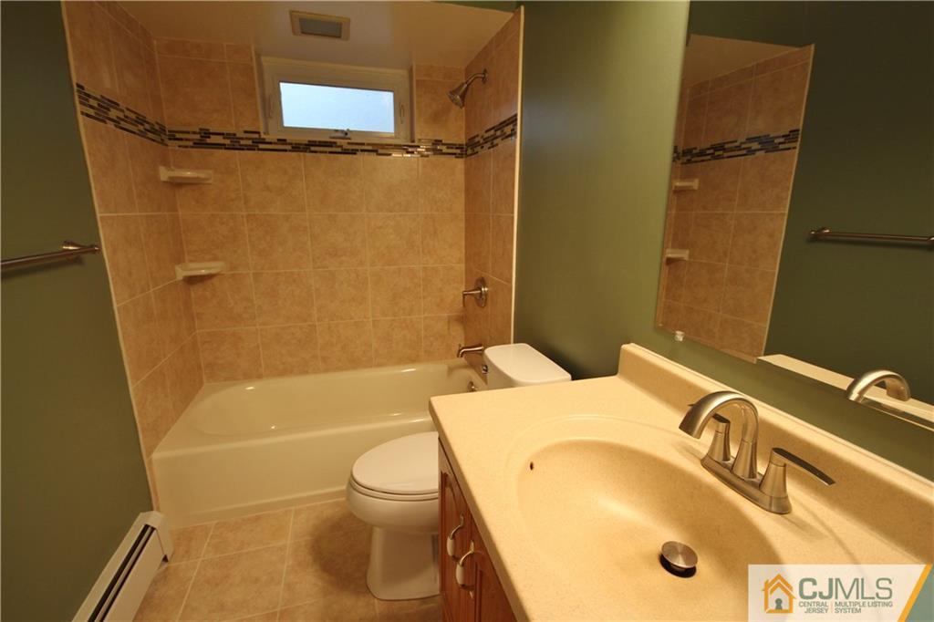 106 Riva Avenue Milltown, NJ 08850 - Photo 8 of 20 Gallery Image 8
