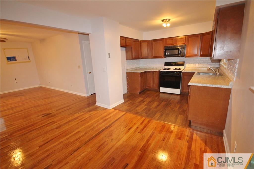 106 Riva Avenue Milltown, NJ 08850 - Photo 10 of 20 Gallery Image 10