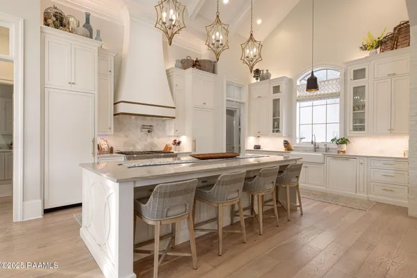 $1,625,000 | 101 Kingfisher Drive, Lafayette, LA 70508