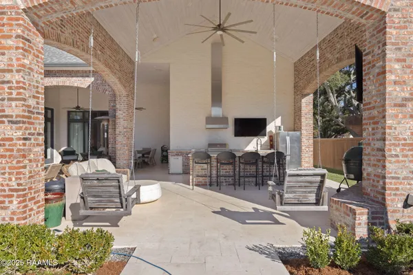$1,625,000 | 101 Kingfisher Drive, Lafayette, LA 70508