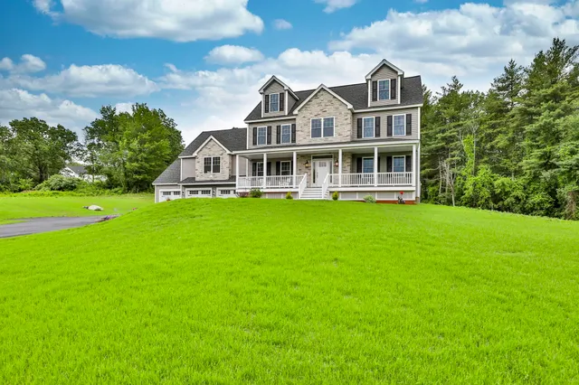 $1,150,000 | 2 Warren's Way, Brookline, NH 03033