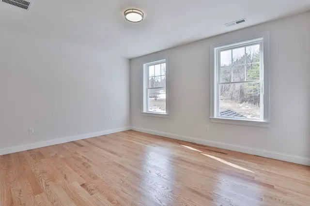 $1,150,000 | 2 Warren's Way, Brookline, NH 03033