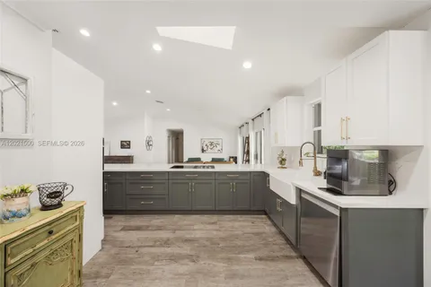 $1,700,000 | 7400 Southwest 170th Terrace, Palmetto Bay, FL 33157
