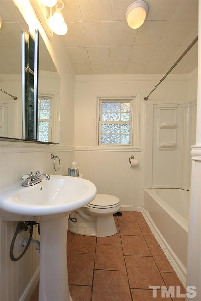 406 Roxboro Road Haw River, NC 27258 - Photo 11 of 15 Gallery Image 11