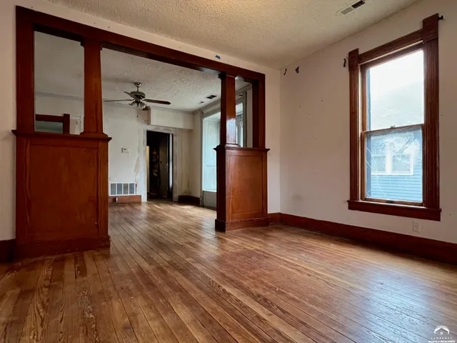 $149,900 | 1220 New York Street, Lawrence, KS 66044