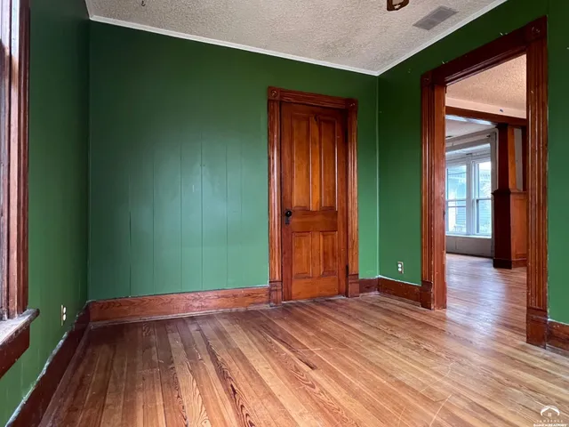 $149,900 | 1220 New York Street, Lawrence, KS 66044