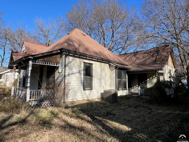 $149,900 | 1220 New York Street, Lawrence, KS 66044