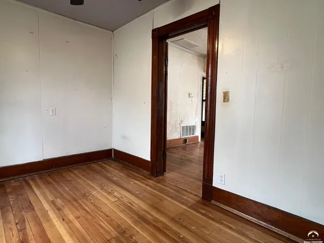 $149,900 | 1220 New York Street, Lawrence, KS 66044