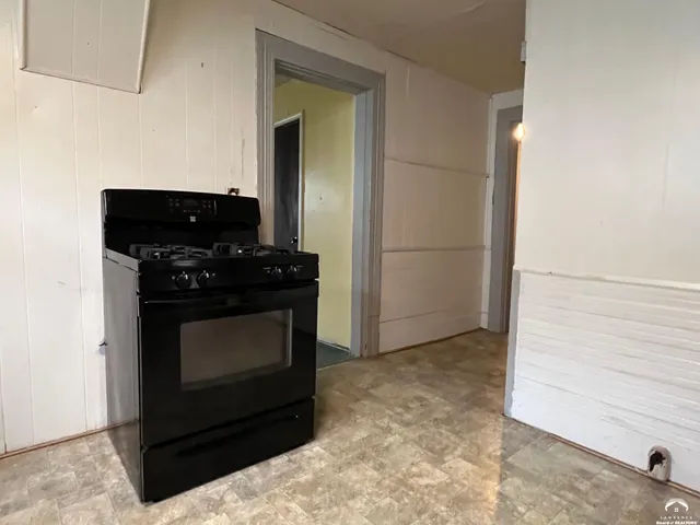 $149,900 | 1220 New York Street, Lawrence, KS 66044