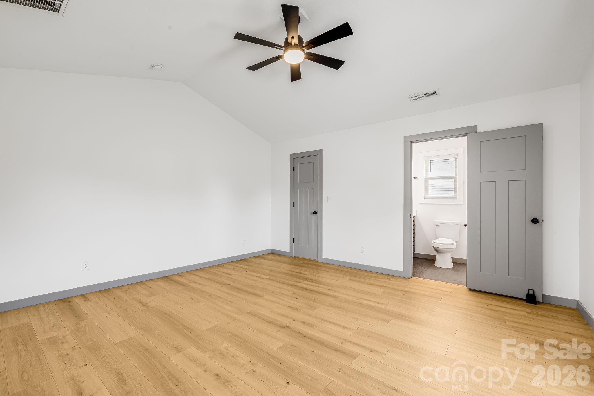 1021 Alexander Road Leicester, NC 28748 - Photo 17 of 34