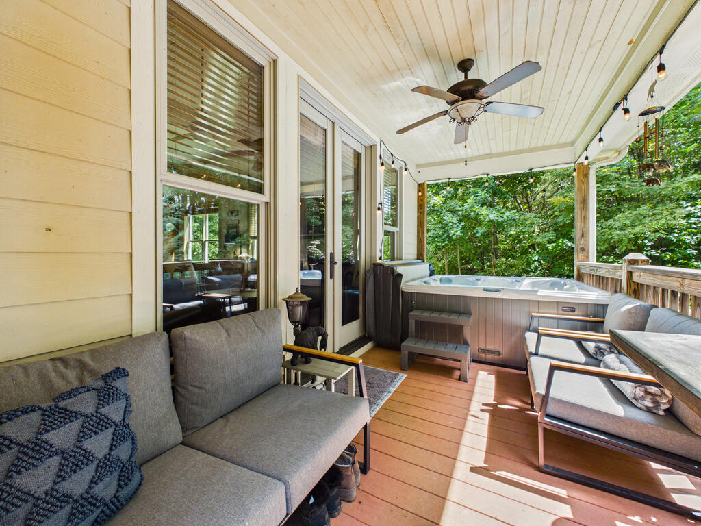 476 Licklog Ridge Hayesville, NC 28904 - Photo 40 of 67 Gallery Image 40