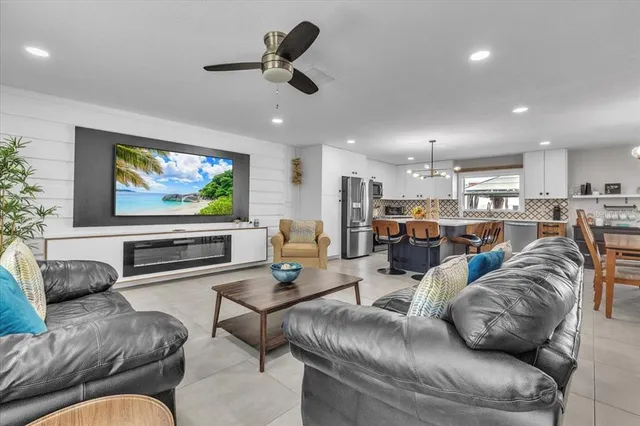 $999,900 | 9716 28th Street East, Parrish, FL 34219