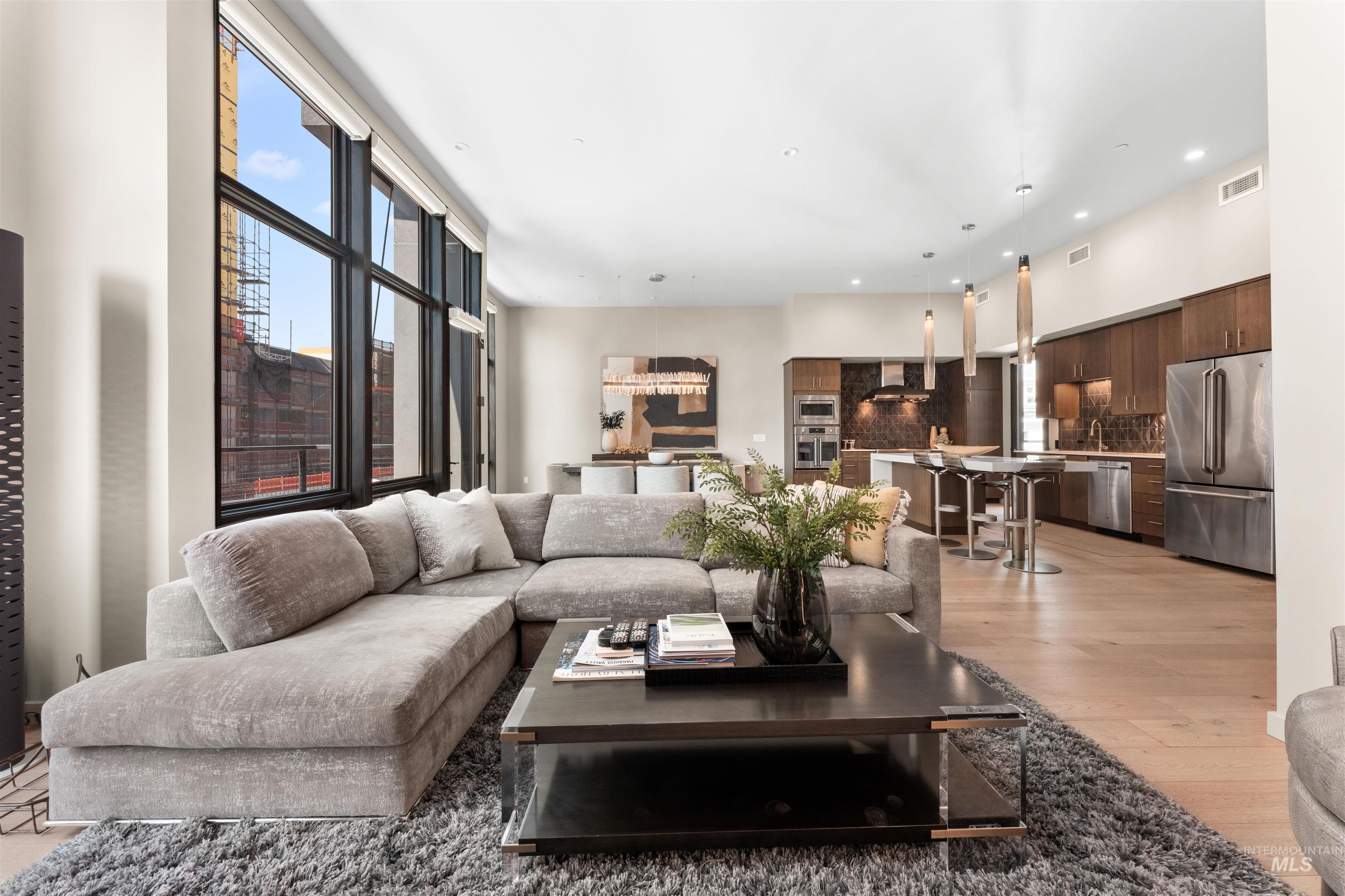 119 South 10th Street, Unit 605 Boise, ID 83702 - Photo 18 of 35