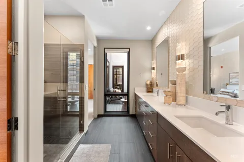 $1,742,000 | 119 South 10th Street, Unit 605, Boise, ID 83702