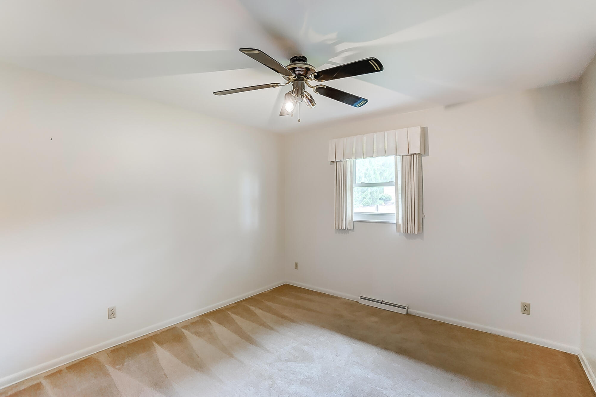 2352 Derr Road Springfield, OH 45503 - Photo 20 of 36