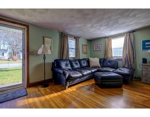 136 Burnham Road Lowell, MA 01852 - Photo 8 of 28 Gallery Image 8