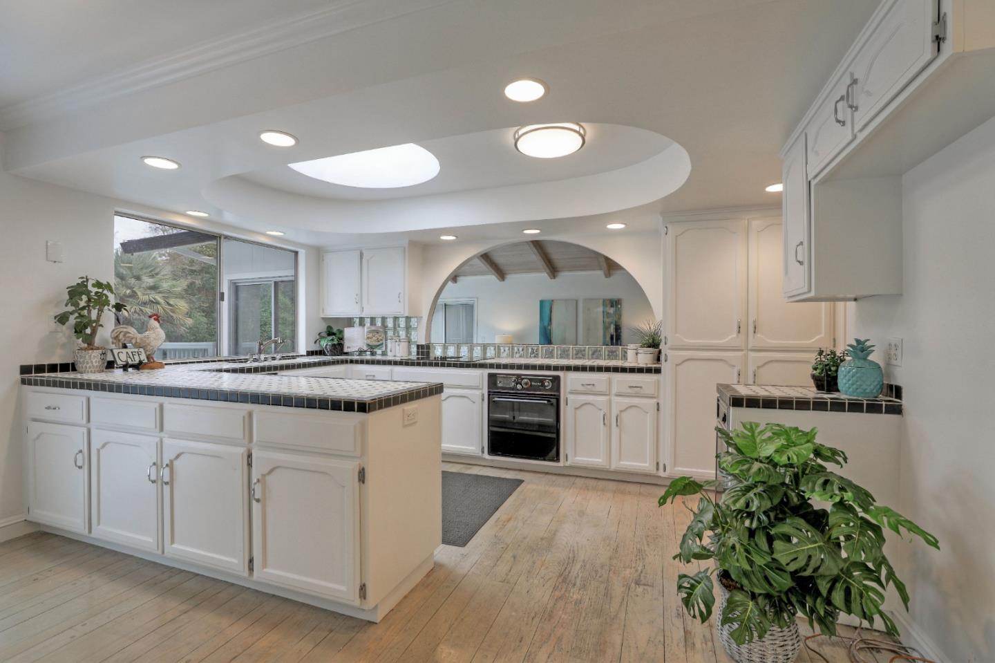 706 More Avenue Los Gatos, CA 95032 - Photo 9 of 27