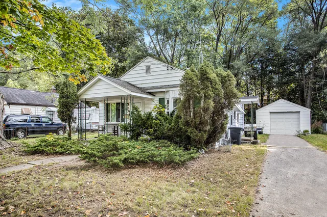 $60,000 | 42 Althea Avenue, Battle Creek, MI 49037
