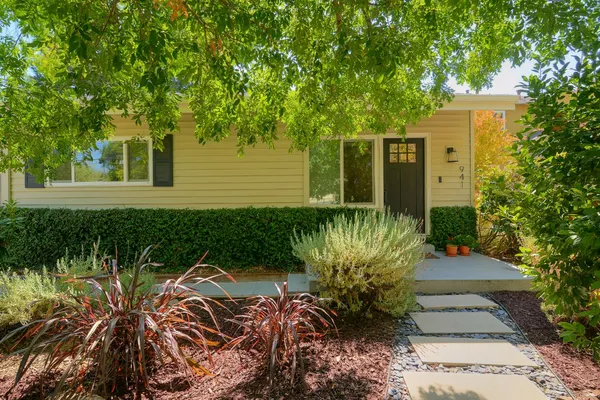 $925,000 | 941 53rd Street, Sacramento, CA 95819