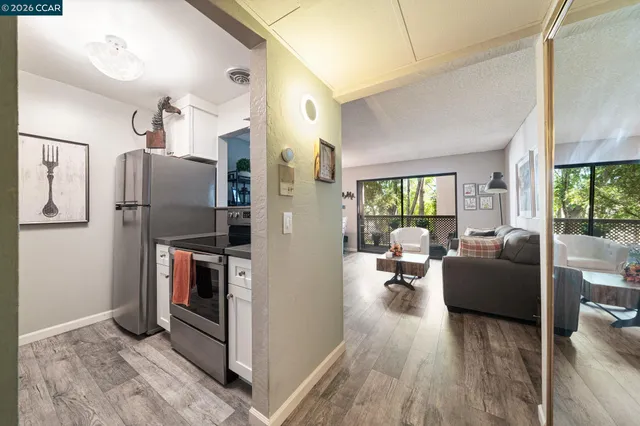 $230,000 | 320 North Civic Drive, Unit 407, Walnut Creek, CA 94596