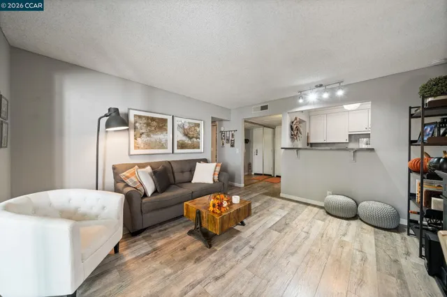 $230,000 | 320 North Civic Drive, Unit 407, Walnut Creek, CA 94596