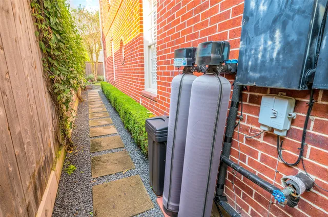 $1,575,000 | 6130 Annapolis Street, West University Place, TX 77005