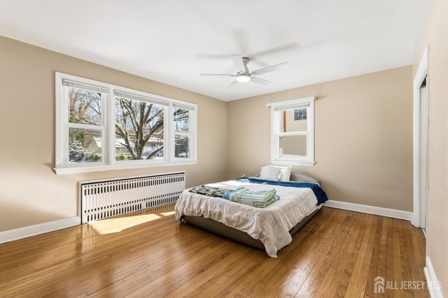 219 Plainfield Road Edison, NJ 08820 - Photo 16 of 41