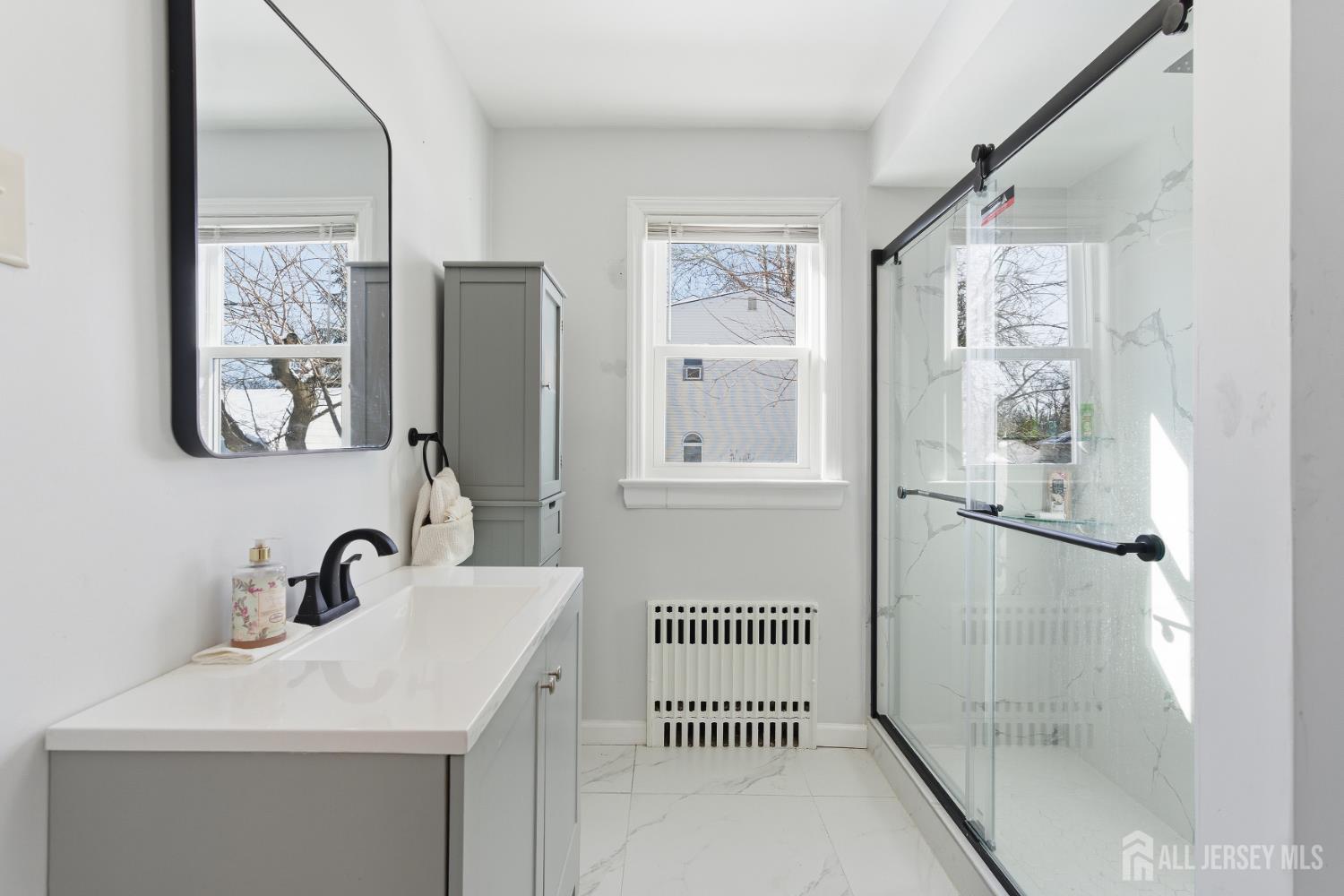 219 Plainfield Road Edison, NJ 08820 - Photo 20 of 41