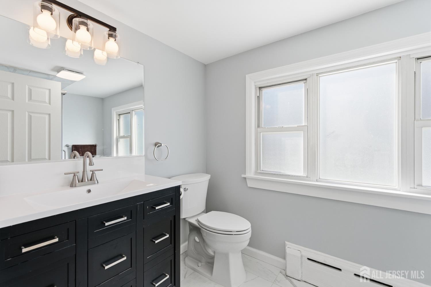 219 Plainfield Road Edison, NJ 08820 - Photo 25 of 41