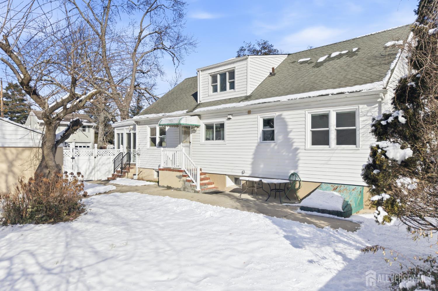 219 Plainfield Road Edison, NJ 08820 - Photo 38 of 41