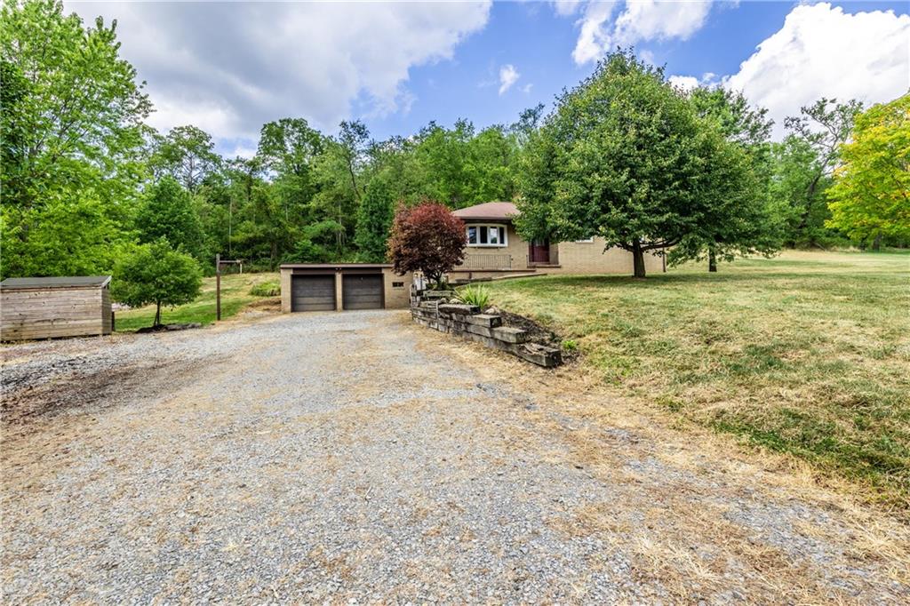 3013 Conway Wallrose Road Baden, PA 15005 - Photo 2 of 25